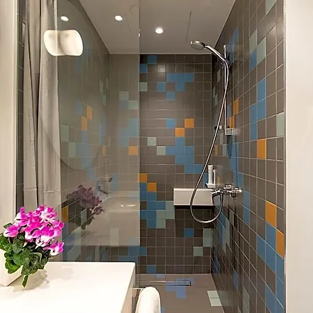 Отель Sophia By Tartuhotels 3*