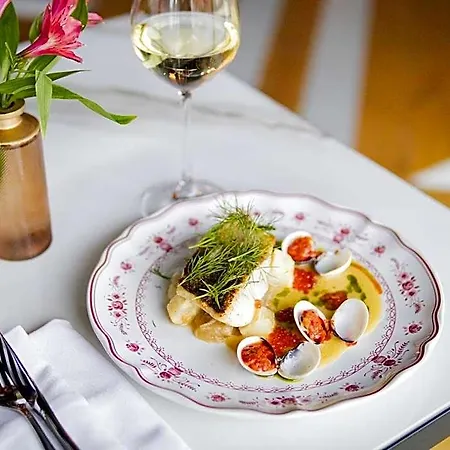 Отель Sophia By Tartuhotels 3*